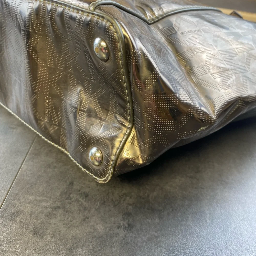 Michael Kors Jey Set Logo Metallic Shiny Silver‎ Tote with Tan Handles